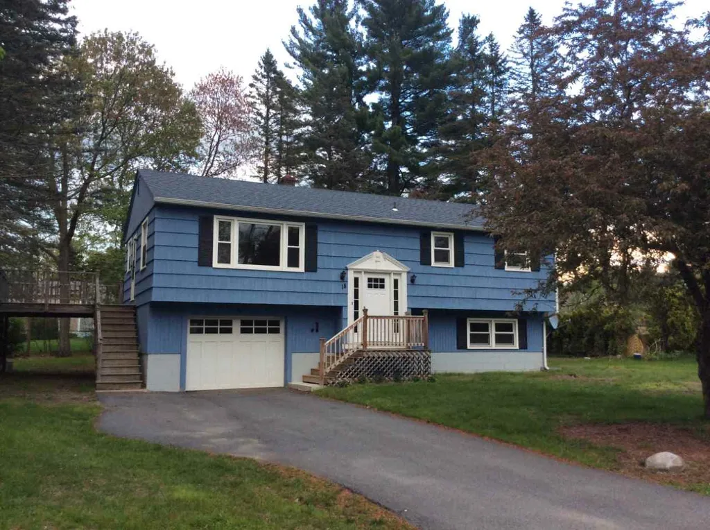 18 Williams Street Salem NH 03079