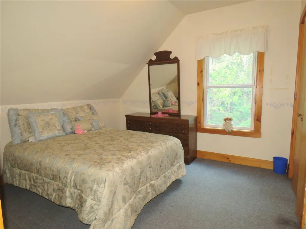 628 High Street Barton VT 05860