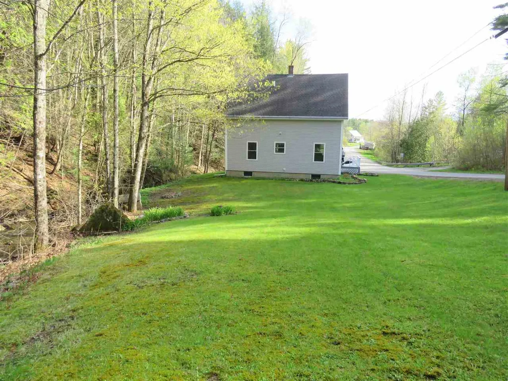 628 High Street Barton VT 05860