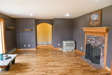 23 Pleasant Valley Road Lancaster NH 03584