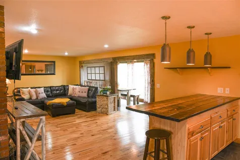 23 Pleasant Valley Road Lancaster NH 03584