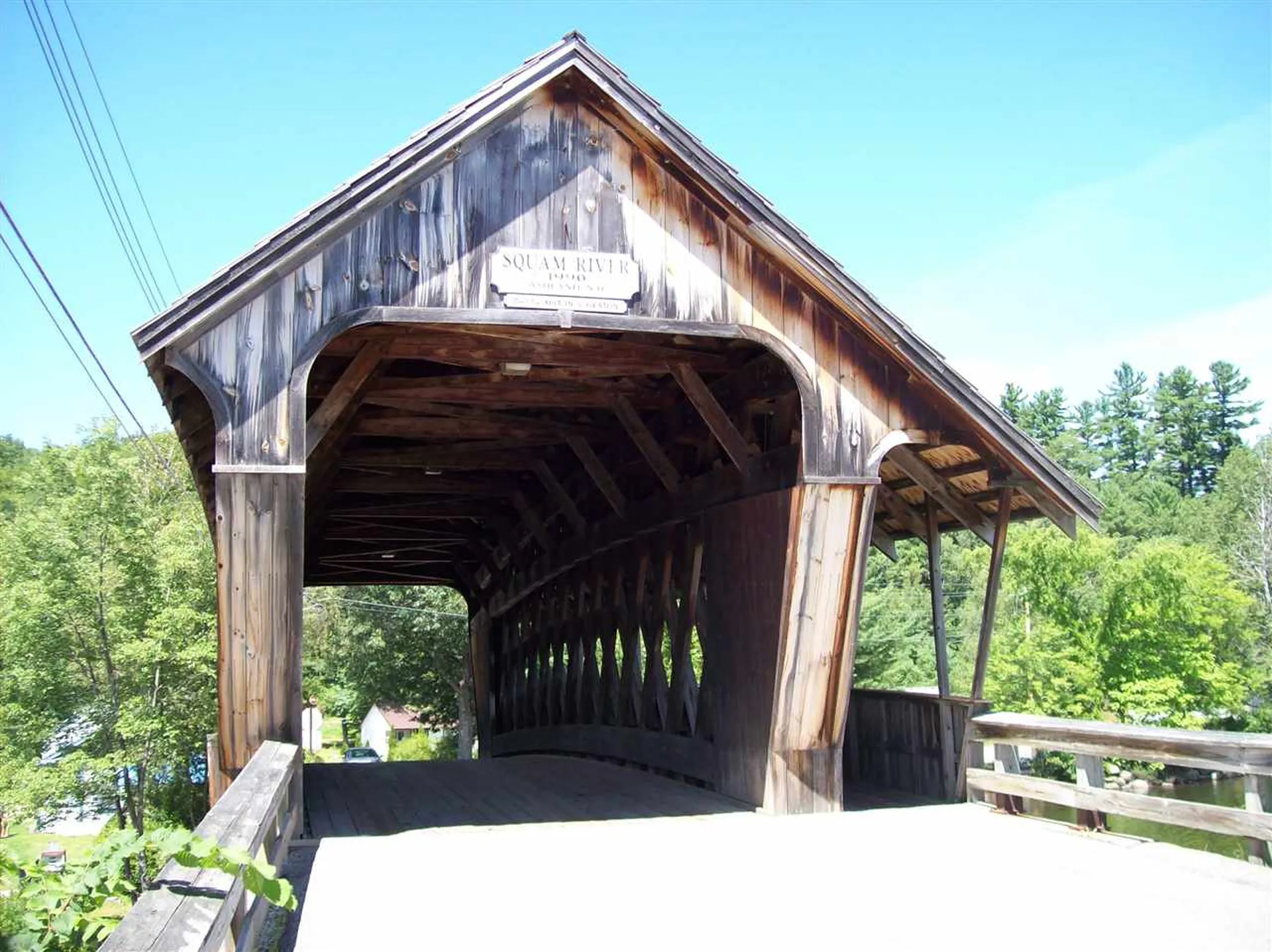 16 Perkins Lane Holderness NH 03245