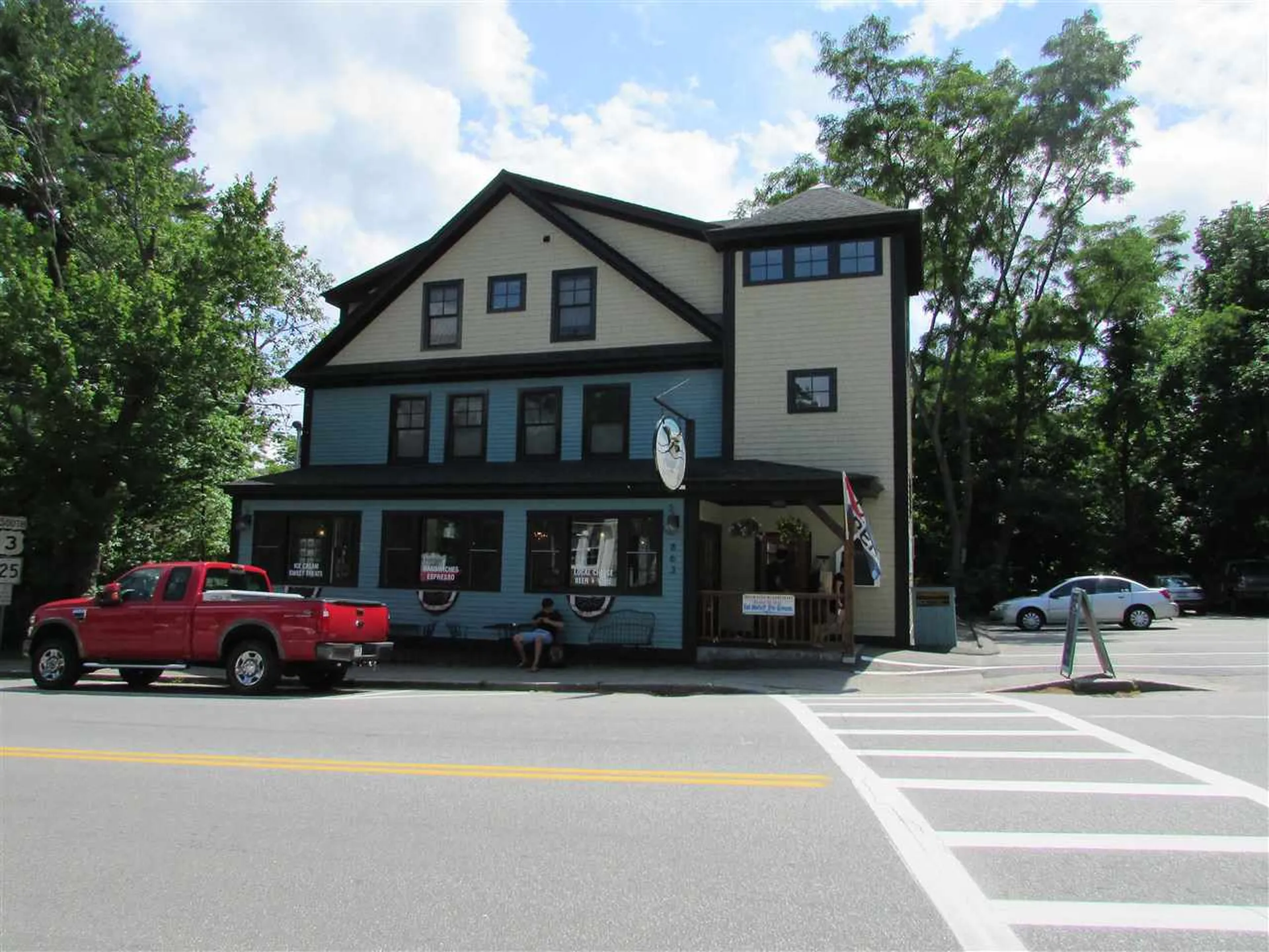 16 Perkins Lane Holderness NH 03245