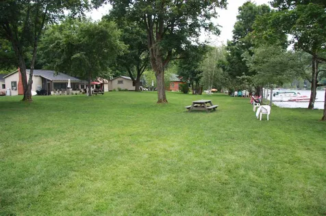 16 Perkins Lane Holderness NH 03245