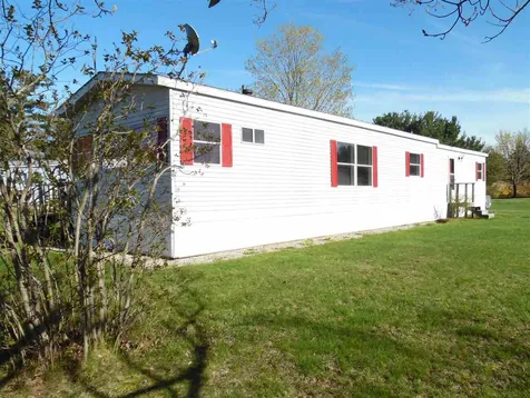 5 Limestone Way North Hampton NH 03862