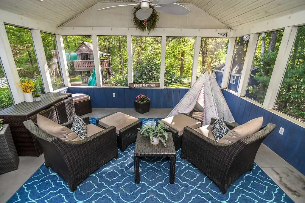 25 Schanda Drive Newmarket NH 03857
