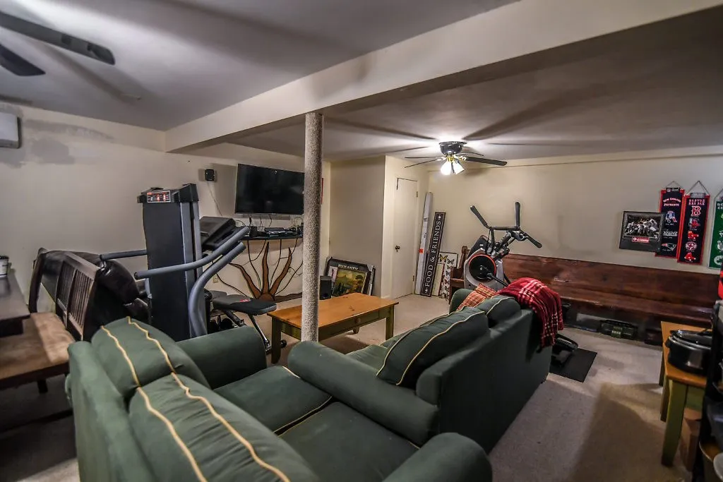 25 Schanda Drive Newmarket NH 03857