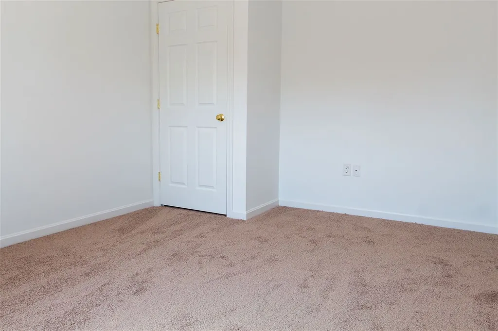 419 Second Crown Point Road Strafford NH 03884