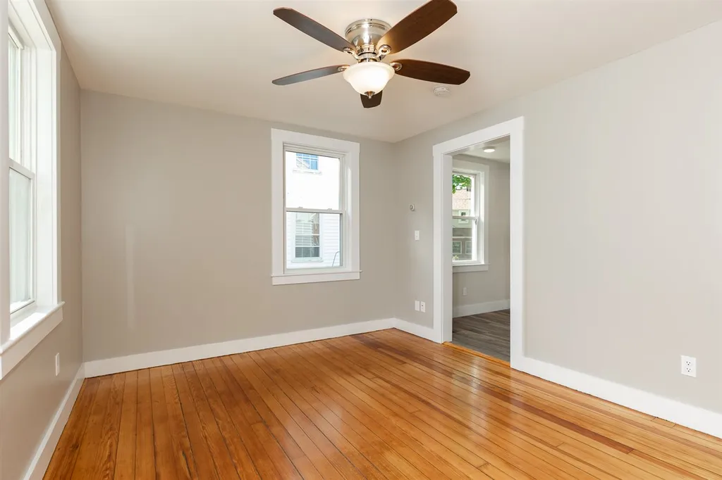 118 Concord Way Portsmouth NH 03801