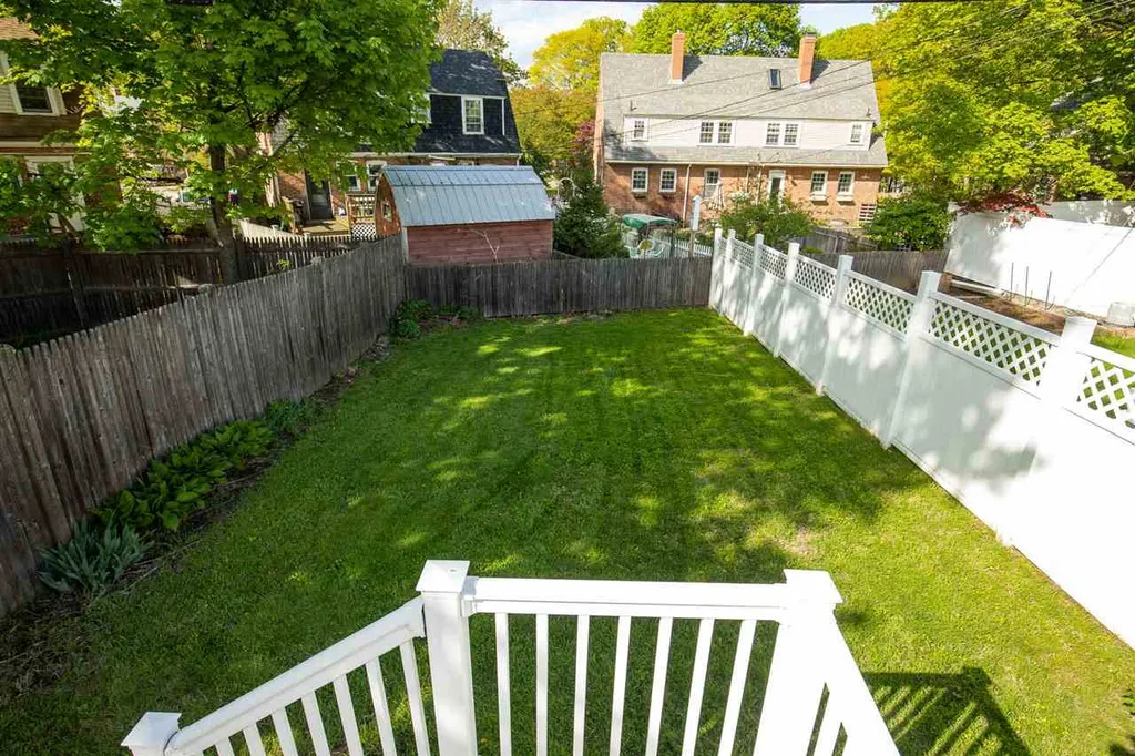118 Concord Way Portsmouth NH 03801