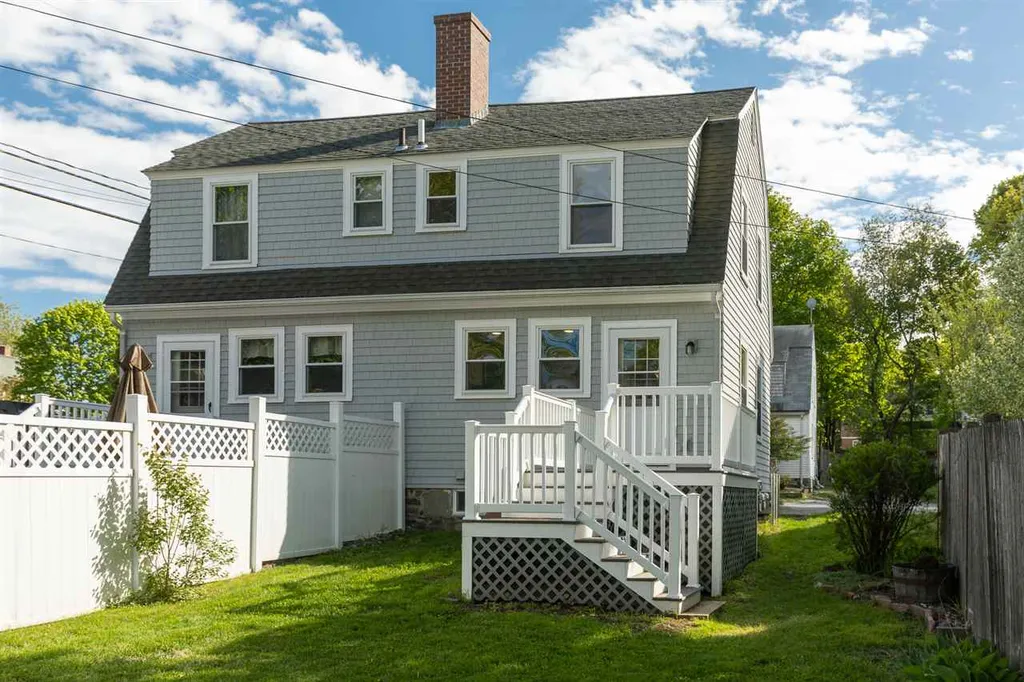 118 Concord Way Portsmouth NH 03801