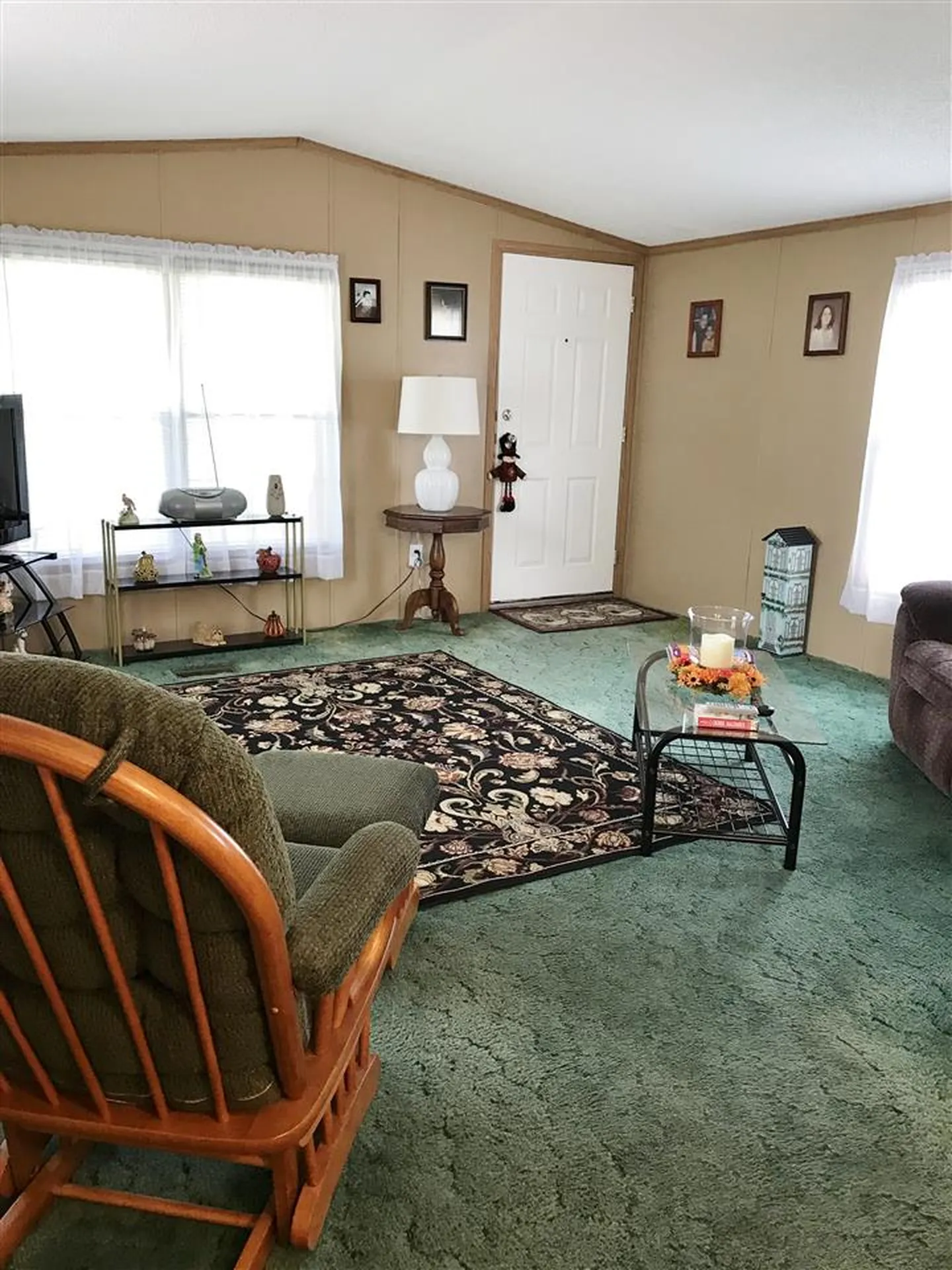 9 Darlene Lane Litchfield NH 03052