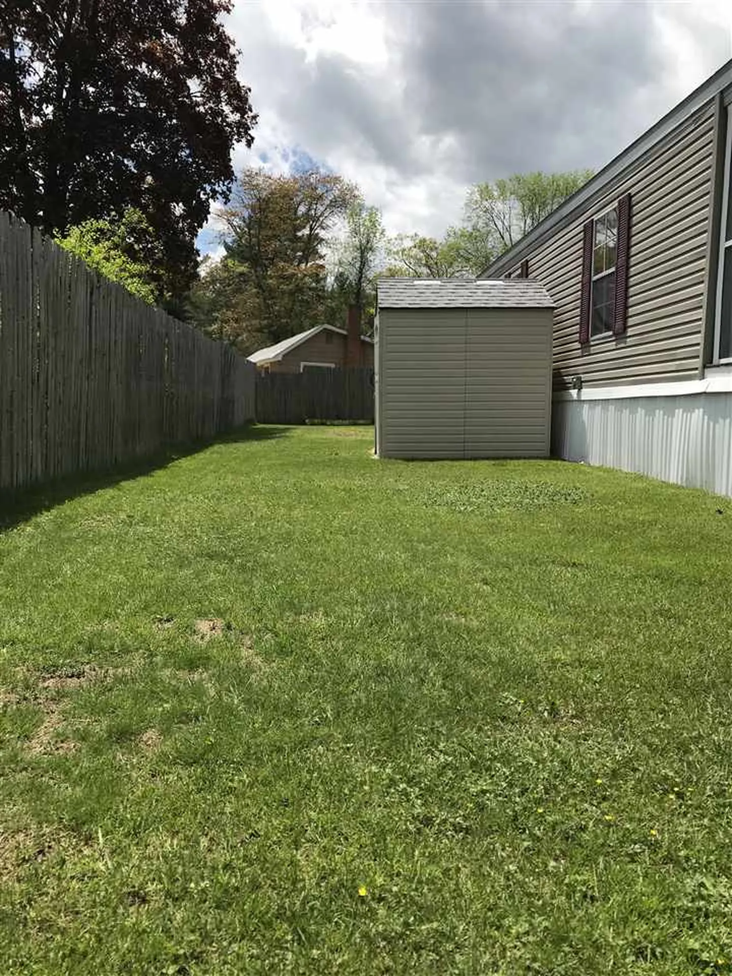 9 Darlene Lane Litchfield NH 03052