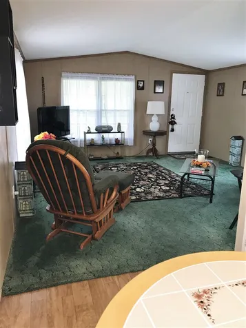 9 Darlene Lane Litchfield NH 03052
