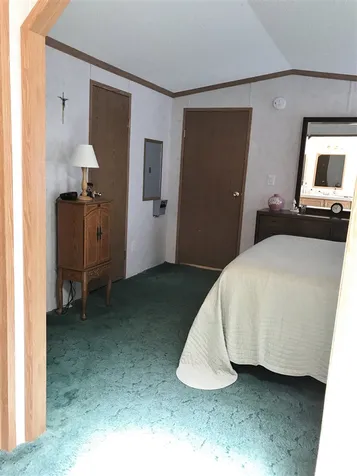 9 Darlene Lane Litchfield NH 03052