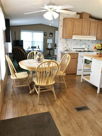 9 Darlene Lane Litchfield NH 03052