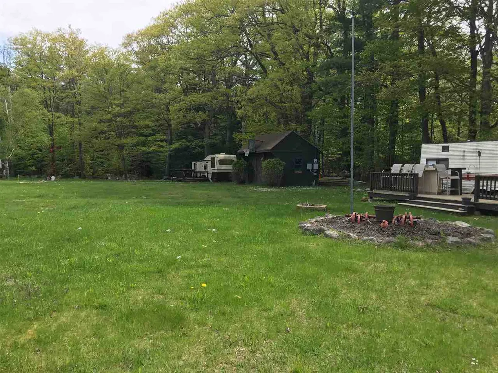 115 Blakes Hill Road Northwood NH 03261