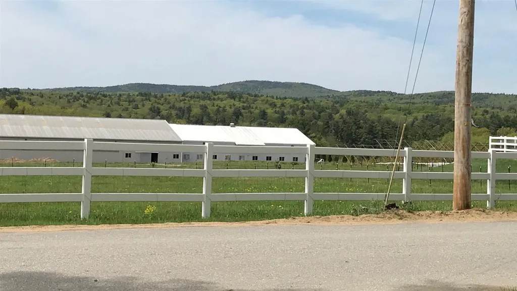 115 Blakes Hill Road Northwood NH 03261