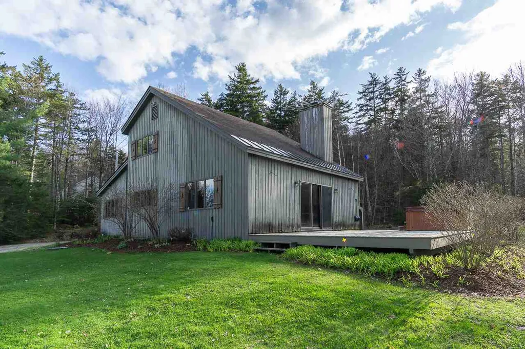 14 Long Farm Road Chittenden VT 05737