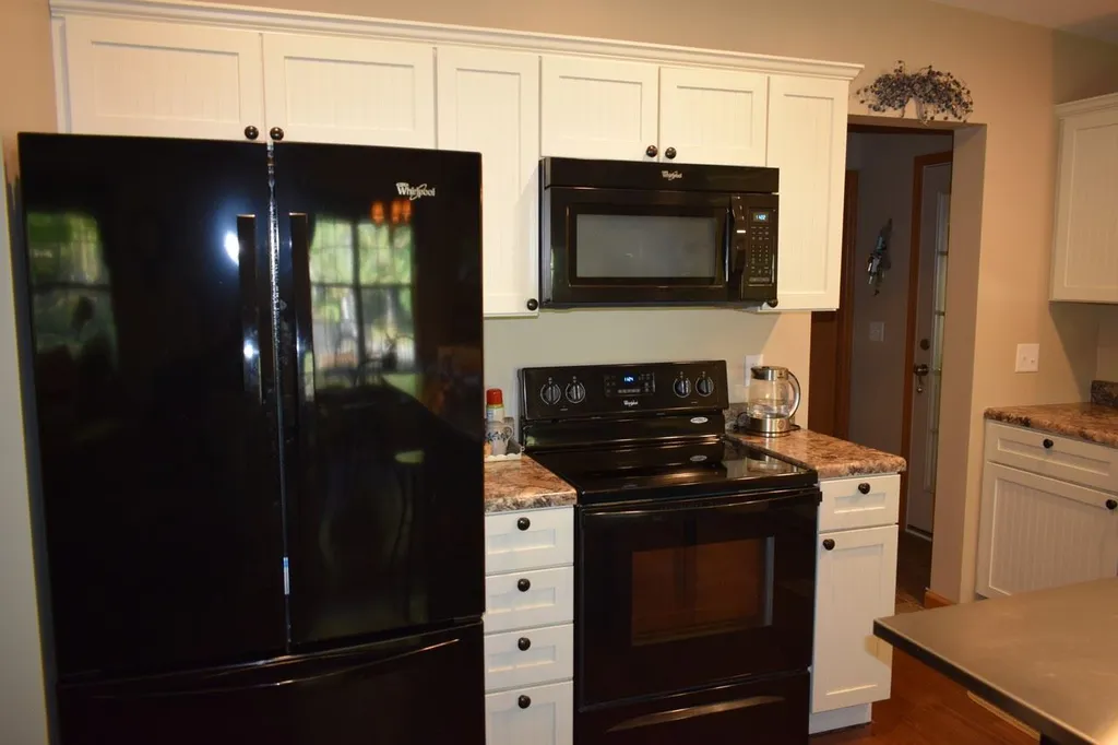 899 Northside Road Stark NH 03582