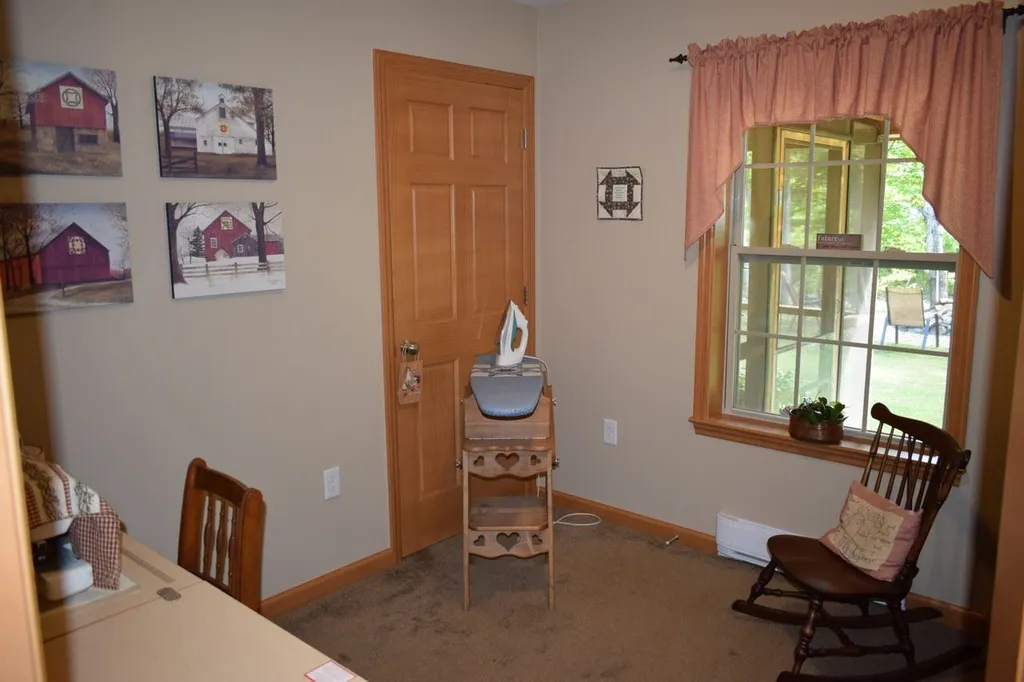 899 Northside Road Stark NH 03582