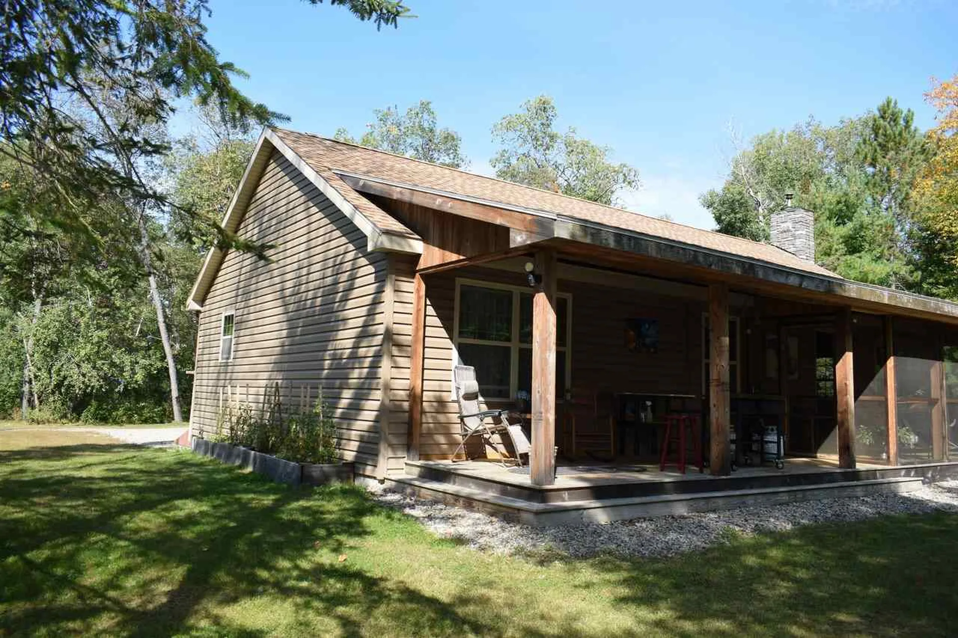 899 Northside Road Stark NH 03582