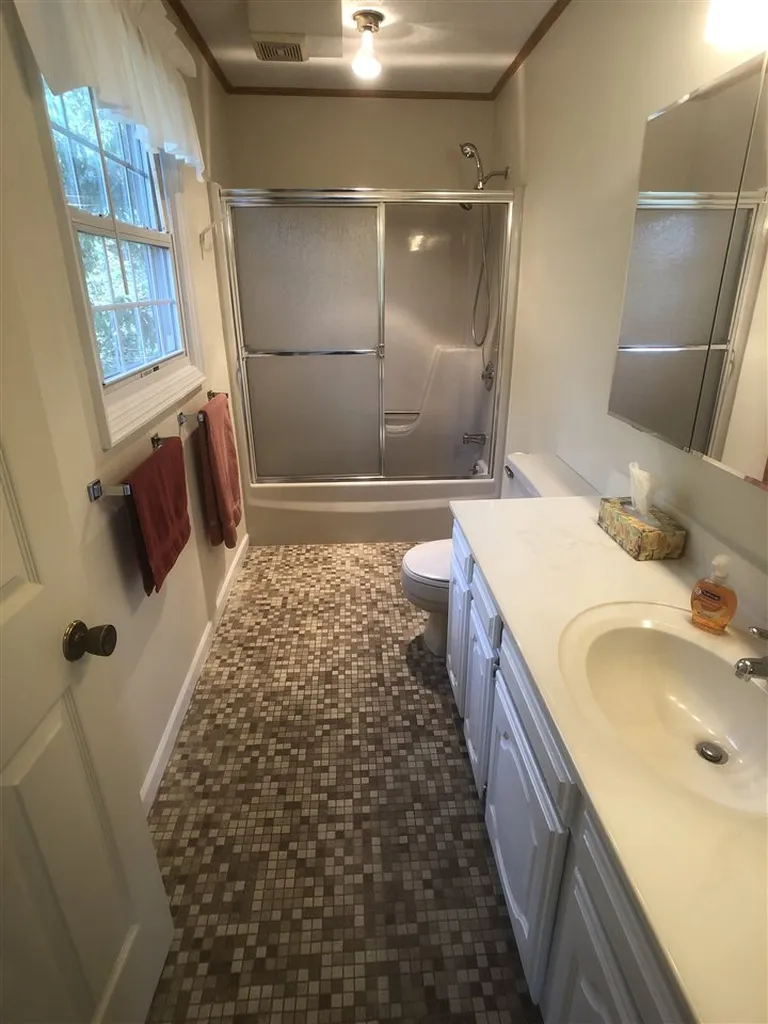 69 East Terrace South Burlington VT 05403