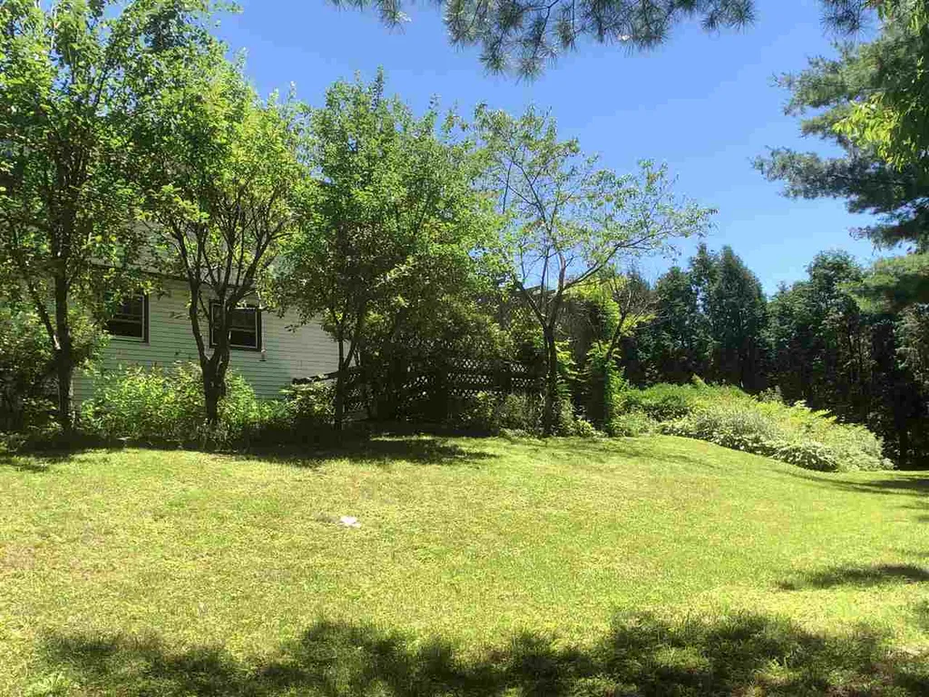 69 East Terrace South Burlington VT 05403