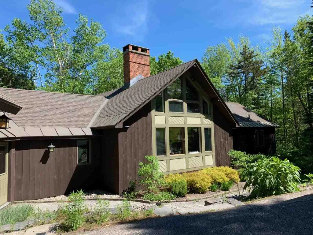 126 Minute Man Lane Peru VT 05152