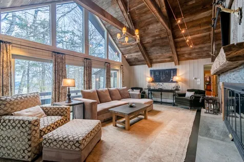 126 Minute Man Lane Peru VT 05152