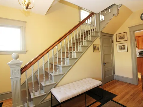 16 Isham Street Burlington VT 05401
