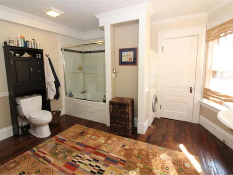 16 Isham Street Burlington VT 05401