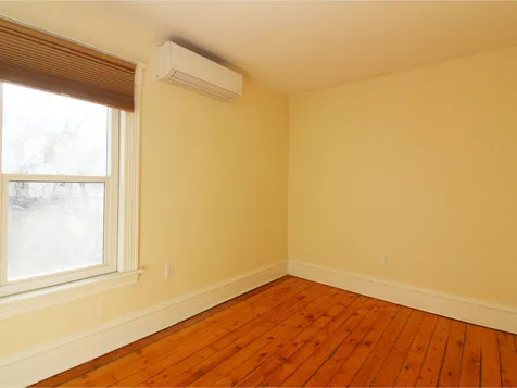 16 Isham Street Burlington VT 05401