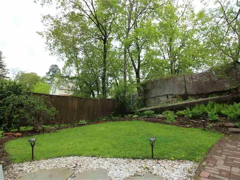 16 Isham Street Burlington VT 05401