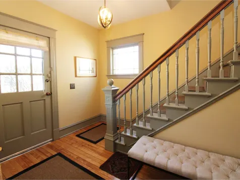 16 Isham Street Burlington VT 05401