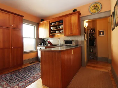 16 Isham Street Burlington VT 05401