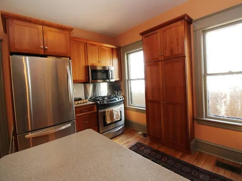 16 Isham Street Burlington VT 05401