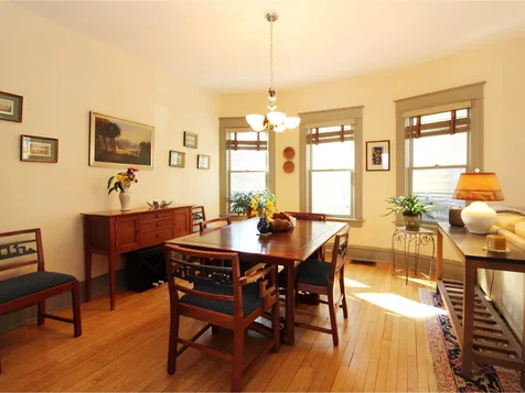 16 Isham Street Burlington VT 05401