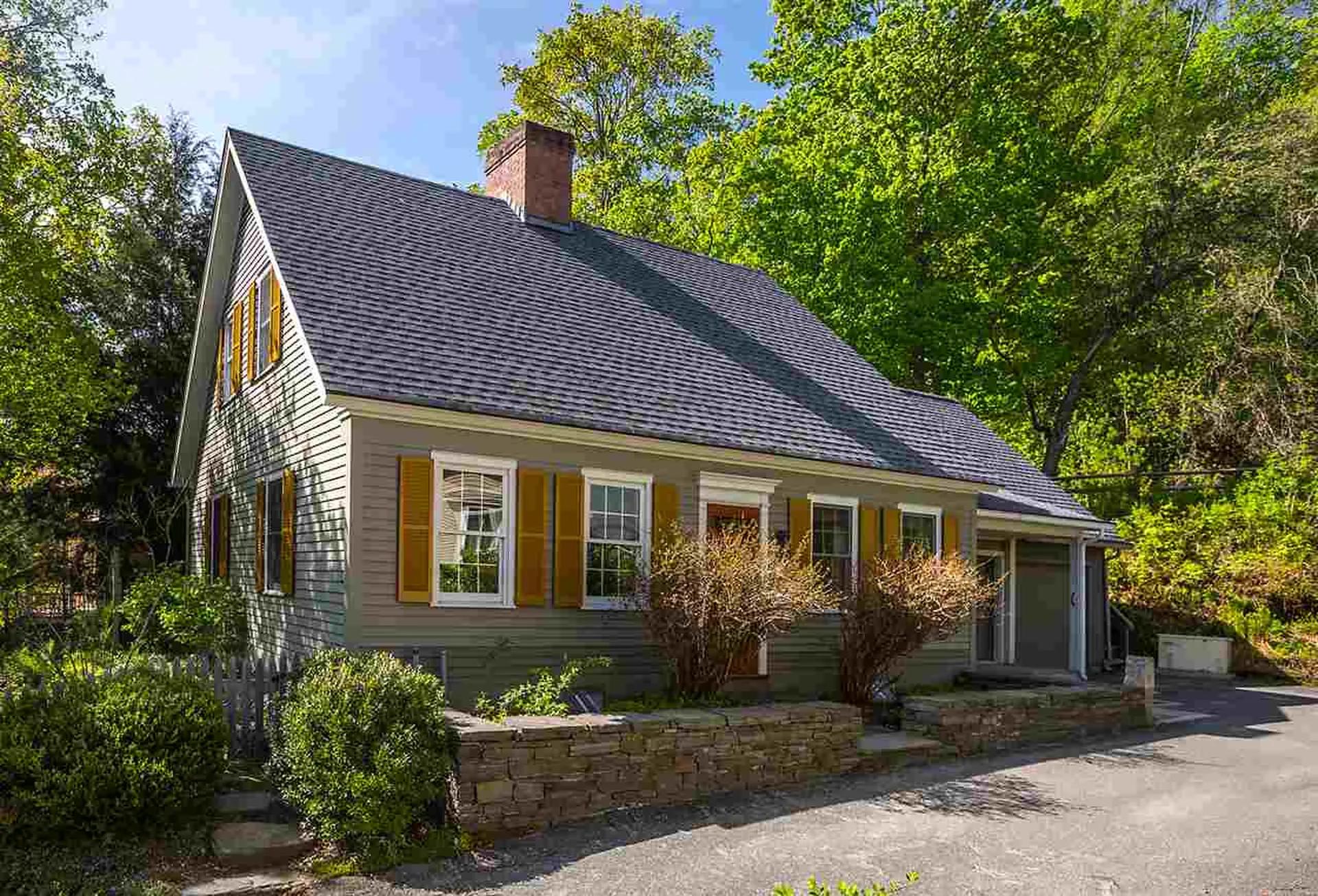 19 Linden Hill Woodstock VT 05091