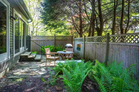 19 Linden Hill Woodstock VT 05091