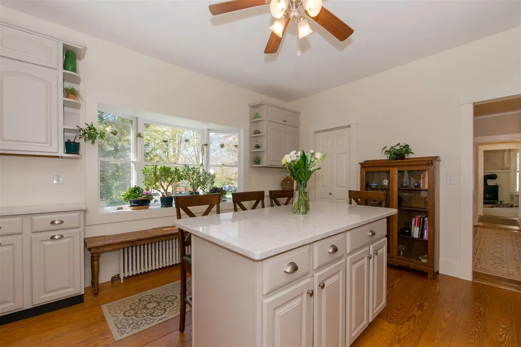 28 Bellamy Road Dover NH 03820