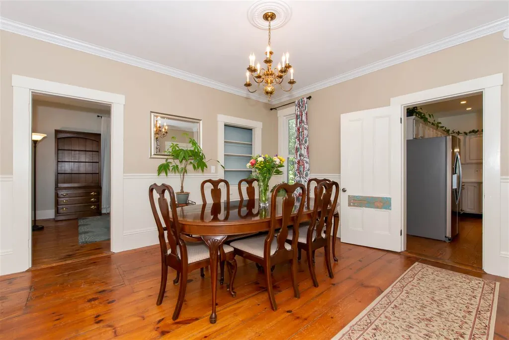 28 Bellamy Road Dover NH 03820