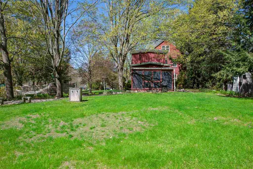 28 Bellamy Road Dover NH 03820