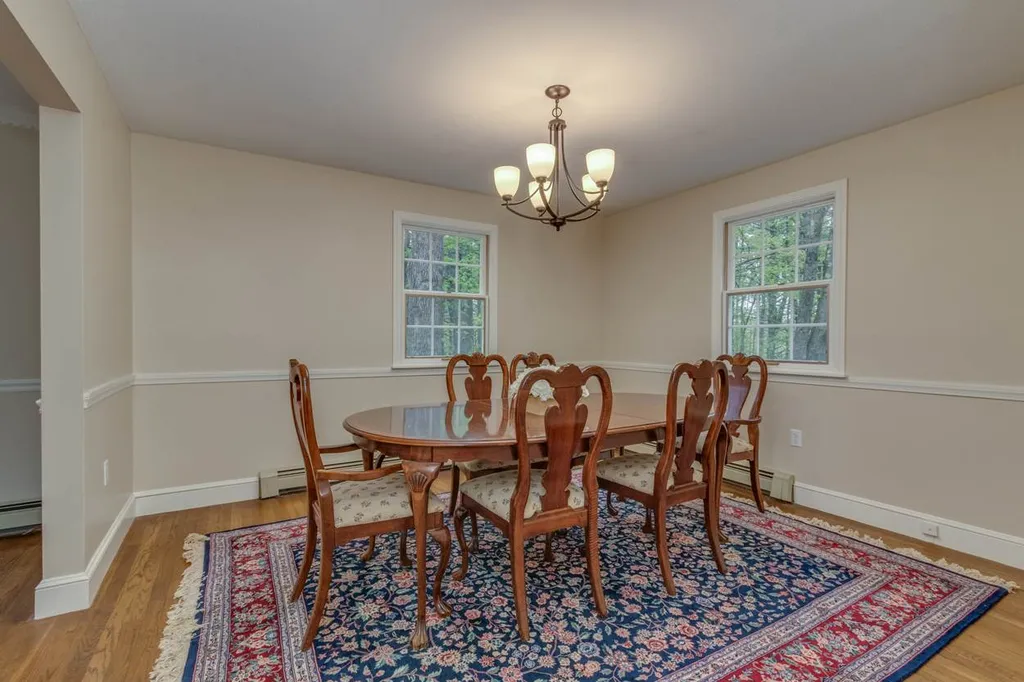 77 Wallace Road Bedford NH 03110