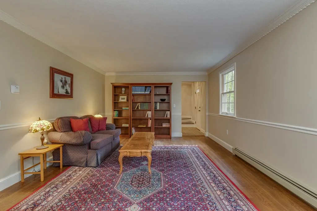 77 Wallace Road Bedford NH 03110