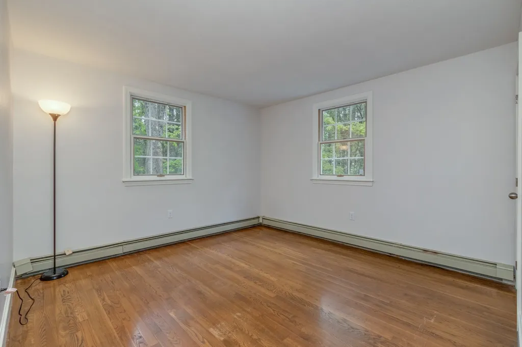 77 Wallace Road Bedford NH 03110