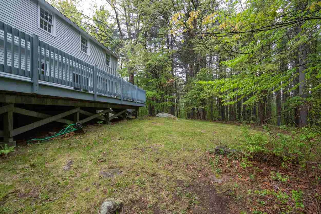 77 Wallace Road Bedford NH 03110