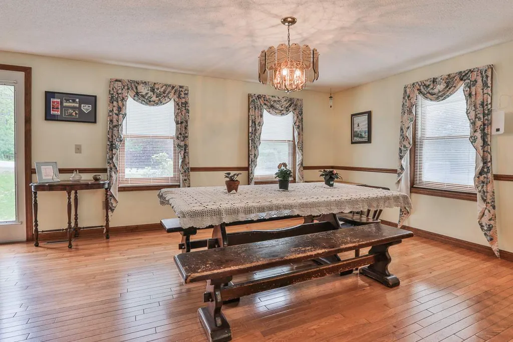 55 Winter Hill Road Goffstown NH 03045