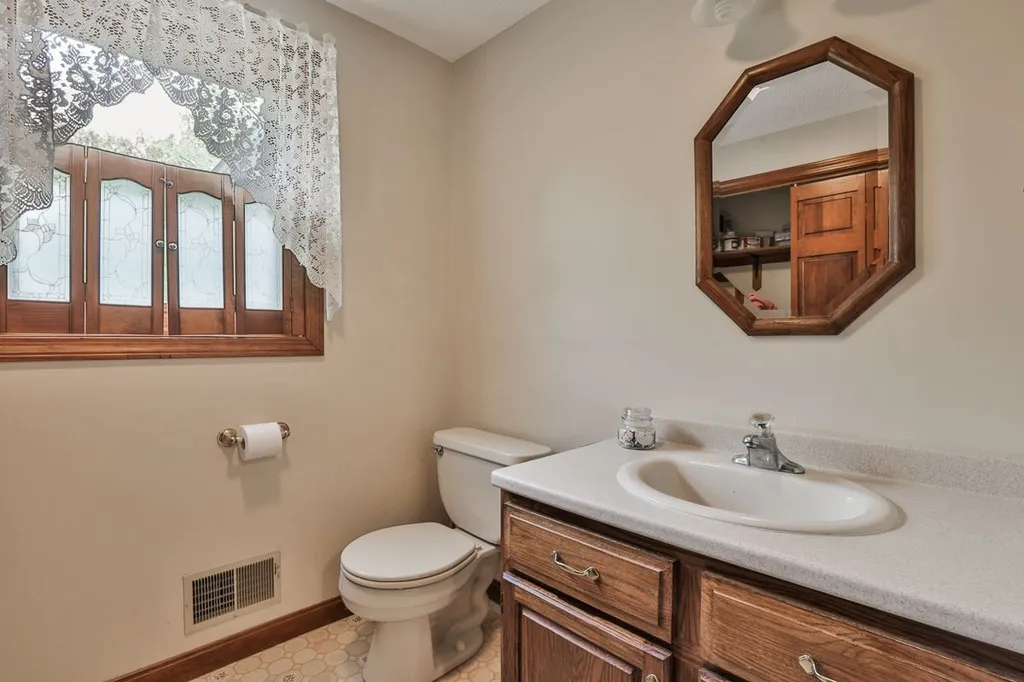 55 Winter Hill Road Goffstown NH 03045