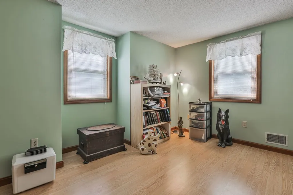 55 Winter Hill Road Goffstown NH 03045